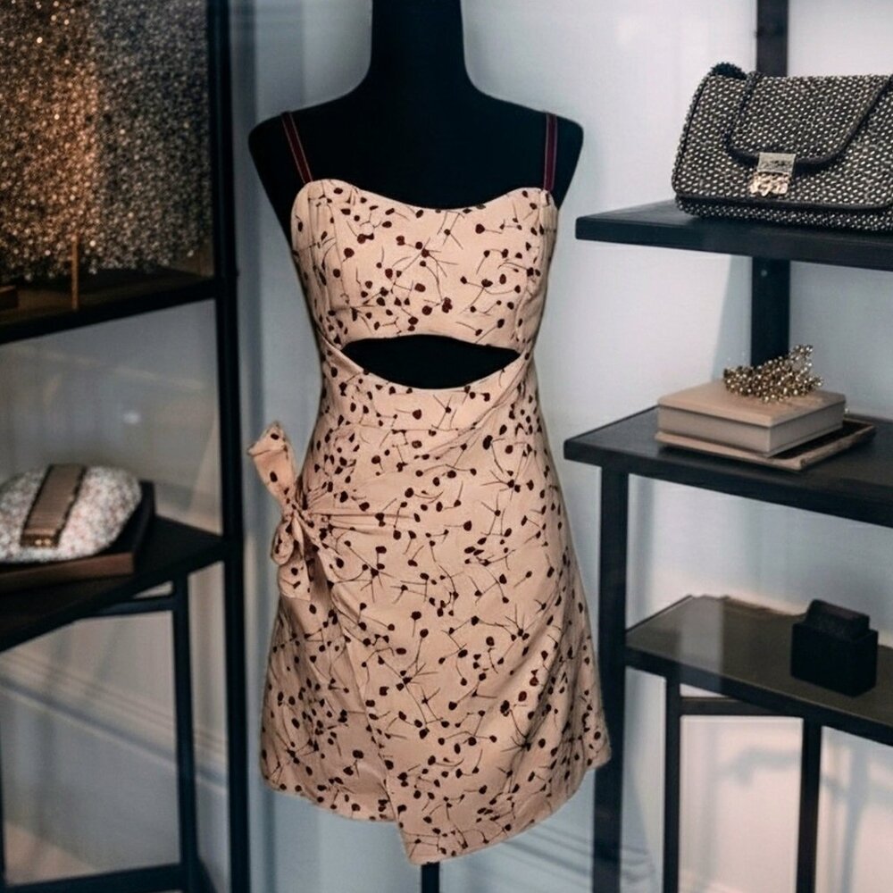 Sweetheart | L | Cut out wrap tie dress velvet strap zip secure stretch back